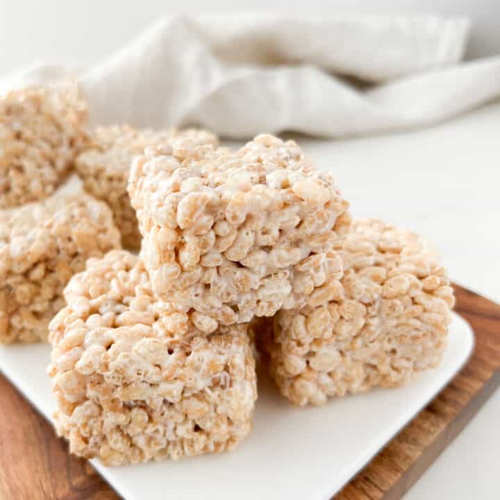 Rice Crispy Treats with Marshmallow Fluff - Little Nonni