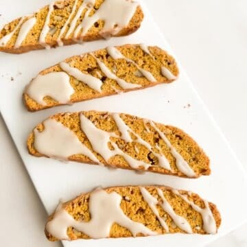 A plate of pumpkin biscotti.