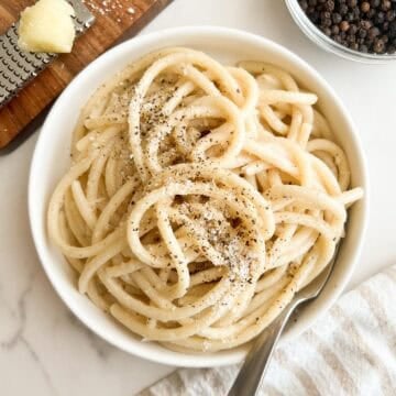 A bowl of homemade cacio e pepe.